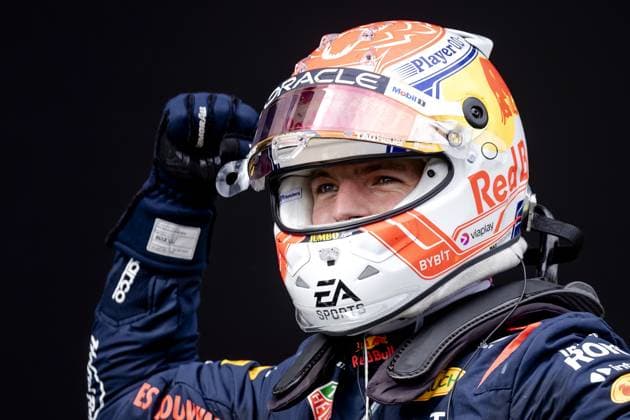 Sport Bilder des Tages SPIELBERG - Max Verstappen (Red Bull Racing) celebrates his win at the Austrian Grand Prix at the Red Bull Ring on July 02, 2023 in Spielberg, Austria. ANP SEM VAN DER WAL F1 Grand Prix of Austria 2023 xVIxANPxSportx xxANPxIVx 472912734 originalFilename: 472912734.jpg