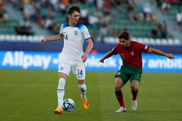 UEFA U21, U 21 EM, England - Portugal, Viertelfinale, 02.07.2023, Kutaissi James GARNER ( 14, England), Pedro NETO ( 7, Portugal), UEFA U21-Fussball-Europameisterschaft in Rumaenien und Georgien, England - Portugal, Viertelfinale, 02.07.2023, Ramas-Schengelia-Stadion, Kutaissi Copyright: xBEAUTIFULxSPORTS Meuselx