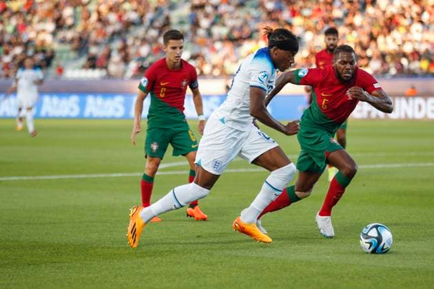 UEFA U21, U 21 EM, England - Portugal, Viertelfinale, 02.07.2023, Kutaissi Noni MADUEKE ( 23, England), Nuno TAVARES ( 5, Portugal), UEFA U21-Fussball-Europameisterschaft in Rumaenien und Georgien, England - Portugal, Viertelfinale, 02.07.2023, Ramas-Schengelia-Stadion, Kutaissi Copyright: xBEAUTIFULxSPORTS Meuselx