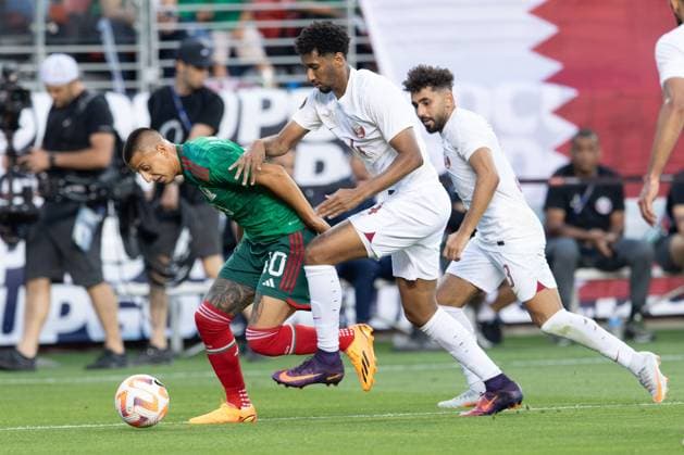 RECORD DATE NOT STATED 2023 CONCACAF Gold Cup Mexico vs Qatar Roberto Alvarado of Mexico during the game Mexico (Mexican national team, Nationalteam vs Qatar, corresponding to group B of the CONCACAF Gold Cup 2023, at Levis Stadium, on July 02, 2023. <br><br> Roberto Alvarado de Mexico durante el partido Mexico (Seleccion Nacional de Mexico) vs Qatar, correspondiente al grupo B de la Copa Oro de la CONCACAF 2023, en el Levis Stadium, el 02 de Julio de 2023. SANTA CLARA CALIFORNIA ESTADOS UNIDOS  Copyright: xDavidxLeahx 20230702222513_CGC_GB_MEX_QAT_ALVARADO137