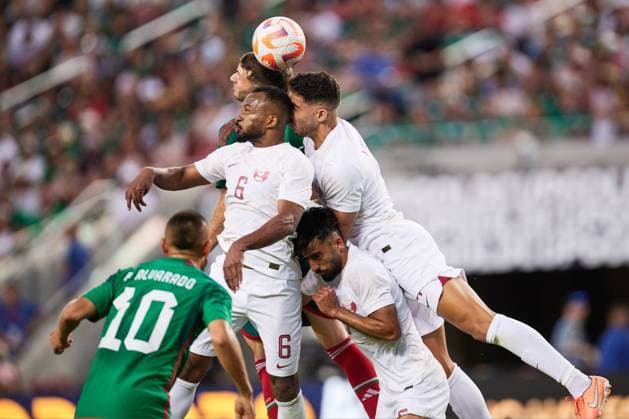 RECORD DATE NOT STATED 2023 CONCACAF Gold Cup Mexico vs Qatar Santiago Gimenez of Mexico during the game Mexico (Mexican national team, Nationalteam vs Qatar, corresponding to group B of the CONCACAF Gold Cup 2023, at Levis Stadium, on July 02, 2023. <br><br> Santiago Gimenez de Mexico durante el partido Mexico (Seleccion Nacional de Mexico) vs Qatar, correspondiente al grupo B de la Copa Oro de la CONCACAF 2023, en el Levis Stadium, el 02 de Julio de 2023. SANTA CLARA CALIFORNIA ESTADOS UNIDOS  Copyright: xJorgexMartinezx 20230702224821_CGC_GB_MEX_QAT_GIMENEZ179
