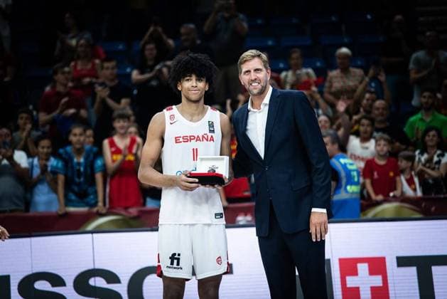 Sport Themen der Woche KW26 Sport Bilder des Tages The Spanish U-19 basketball team is proclaimed world champion, Sunday, July 2, 2023 Cordon Press *** The Spanish U 19 basketball team is proclaimed world champion, Sunday, July 2, 2023 Cordon Press 
