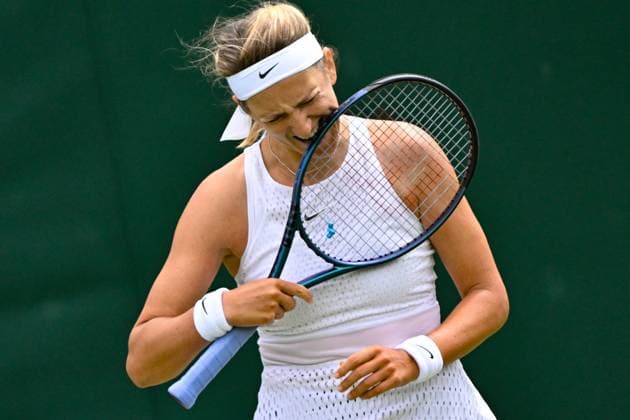 Sport Bilder des Tages Tennis : Wimbledon 2023 - Angleterre - Victoria Azarenaka - Bielorussie Tennis : Wimbledon 2023 - Angleterre- 01 07 23 ChrysleneCaillaud Panoramic  