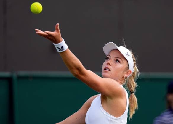 Mandatory Credit: Photo by Dave Shopland Shutterstock (13992815cp) Katie Swan during her first round match Wimbledon Tennis Championships, Day 1, The All England Lawn Tennis and Croquet Club, London, UK - 03 Jul 2023 Wimbledon Tennis Championships, Day 1, The All England Lawn Tennis and Croquet Club, London, UK - 03 Jul 2023  Copyright: xDavexShopland Shutterstockx 13992815cp