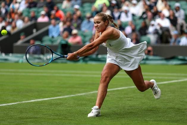 Wimbledon: Day One 3 July 2023, Wimbledon - Wimbledon Tennis Championships - Day One - Sofia Kenin (USA) returns the ball during her Women™s Singles match with Coco Gauff (USA) - Photo: Charlotte Wilson Offside . Wimbledon UK Copyright: xCharlottexWilsonx xOffsidexOffside