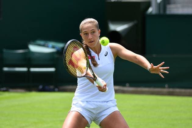 Wimbledom Championships Day 1 Dinae Parry (FRA) plays her first round match at the 2023 Wimbledon Championships at the AELTC in London, UK on July 3, 2023. Photo by Corinne Dubreuil ABACAPRESS.COM London United Kingdom  Copyright: xDubreuilxCorinne ABACAx 859389_003 DubreuilxCorinne ABACAx 859389_003