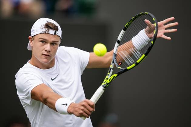 230704 Holger Rune of Denmark competes in a first round singles tennis match on July 4, 2023 in London. Photo: Jesper Zerman BILDBYRAN COP 234 JZ0390 tennis wimbledon day 2 bbeng Copyright: JESPERxZERMAN BB230704JZ001