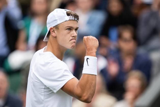 230704 Holger Rune of Denmark competes in a first round singles tennis match on July 4, 2023 in London. Photo: Jesper Zerman BILDBYRAN COP 234 JZ0390 tennis wimbledon day 2 bbeng jubel Copyright: JESPERxZERMAN BB230704JZ023