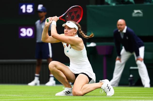 Mandatory Credit: Photo by Simon Dael Shutterstock (13995905bz) Elena Rybakina Wimbledon Tennis Championships, Day 2, The All England Lawn Tennis and Croquet Club, London, UK - 04 Jul 2023 Wimbledon Tennis Championships, Day 2, The All England Lawn Tennis and Croquet Club, London, UK - 04 Jul 2023  Copyright: xSimonxDael Shutterstockx 13995905bz