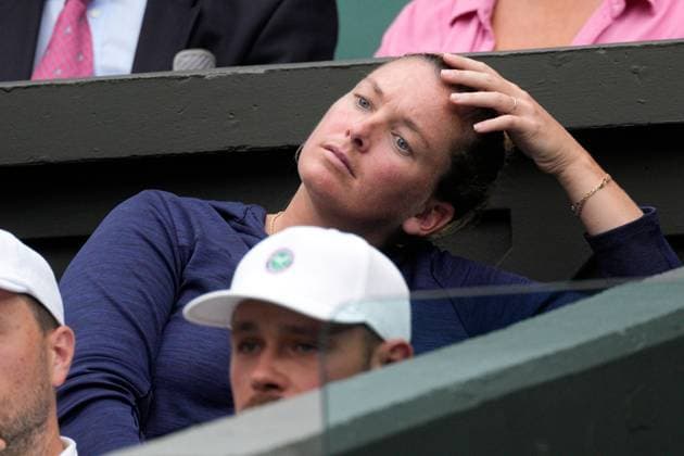 Mandatory Credit: Photo by Dave Shopland Shutterstock (13995876cm) CoCo Vandeweghe watching the action on Centre Court Wimbledon Tennis Championships, Day 2, The All England Lawn Tennis and Croquet Club, London, UK - 04 Jul 2023 Wimbledon Tennis Championships, Day 2, The All England Lawn Tennis and Croquet Club, London, UK - 04 Jul 2023  Copyright: xDavexShopland Shutterstockx 13995876cm