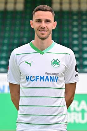 04.07.2023 - SpVgg Greuther Fürth ( Kleeblatt Spielvereinigung ) - 2. Fussball Bundesliga - Saison 2023 2024 - Fototermin Porträttermin Vorstellung Präsentation Pressetermin - - Einzelbild Einzelfoto Portrait Porträt Kopfbild - Branimir Hrgota (10. SpVgg Greuther Fürth )