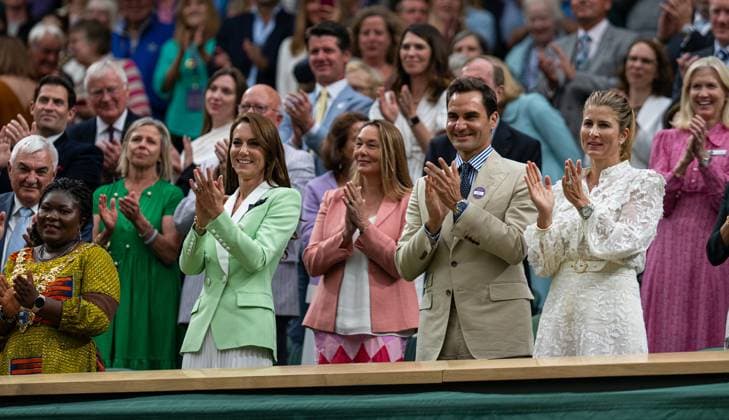 Tennis - Wimbledon Championship 2023 - Day 2 LONDON, ENGLAND - Tuesday, July 4, 2023: Kate Windsor (Catherine, Princess of Wales) with former Wimbledon Champion Roger Federer in the Royal Box on Day Two of The Championships Wimbledon 2023 at the All England Lawn Tennis and Croquet Club. LONDON All England Lawn Tennis and Croq GREATER LONDON ENGLAND  Copyright: xKirstenxHolstx P2023-07-04-Wimbledon_Day_2-24