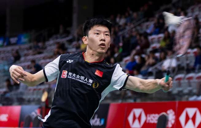 (230705) -- CALGARY, July 5, 2023 -- Lei Lanxi of China returns a shot during the second round of men s singles qualification match against Kashyap Parupalli of India at the 2023 Canada Open badminton tournament in Calgary, Canada, on July 4, 2023. (Photo by Xinhua) (SP)CANADA-CALGARY-BADMINTON-CANADA OPEN-MEN S SINGLES-QUALIFICATION ZouxZheng 