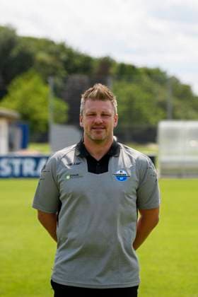 Trainer Lukasz Kwasniok ; SC Paderborn 07; 2.BL, Porträttermin 2023 2024, Copyright: xNeundorf Kirchner-Mediax