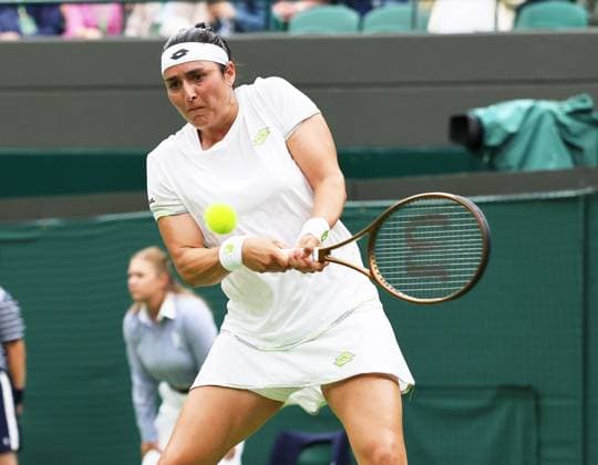 TENNIS - Wimbledon 2023 LONDON,ENGLAND,05.JUL.23 - TENNIS - ATP, Tennis Herren World Tour, Wimbledon, Grand Slam. Image shows Ons Jabeur (TUN).  GEPAxpictures xAlanxGrieves