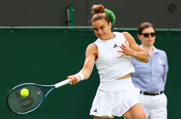 Mandatory Credit: Photo by Simon Dael Shutterstock (13995914h) Maria Sakkari Wimbledon Tennis Championships, Day 3, The All England Lawn Tennis and Croquet Club, London, UK - 05 Jul 2023 Wimbledon Tennis Championships, Day 3, The All England Lawn Tennis and Croquet Club, London, UK - 05 Jul 2023  Copyright: xSimonxDael Shutterstockx 13995914h