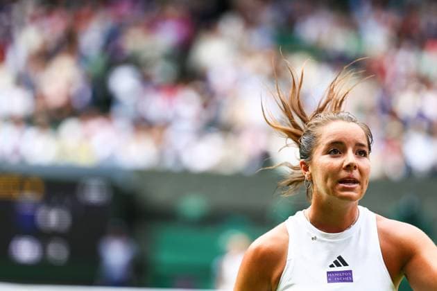 Mandatory Credit: Photo by Simon Dael Shutterstock (13995914by) Jodie Burrage Wimbledon Tennis Championships, Day 3, The All England Lawn Tennis and Croquet Club, London, UK - 05 Jul 2023 Wimbledon Tennis Championships, Day 3, The All England Lawn Tennis and Croquet Club, London, UK - 05 Jul 2023  Copyright: xSimonxDael Shutterstockx 13995914by