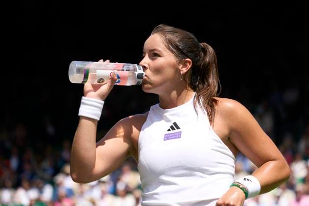 at the 2023 Wimbledon Championships Jodie Burrage (GBR) on centre court in her second round match against Daria Kasatkina (RUS) on a rain affected Day Two at the 2023 Wimbledon Championships at the All England Club, London, United Kingdom,, Credit:Peter van den Berg Avalon United Kingdom, England, London, All England Lawn Tennis and Croquet Club  Copyright: xPeterxvanxdenxBergx xAvalonx 0787305676