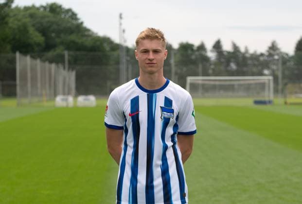 Julian Eitschberger (Hertha BSC); Hertha BSC; 2. Bundesliga, Porträttermin 2023 2024, 05.07. 2023, Copyright: xSebastianxRäppold MatthiasxKochx