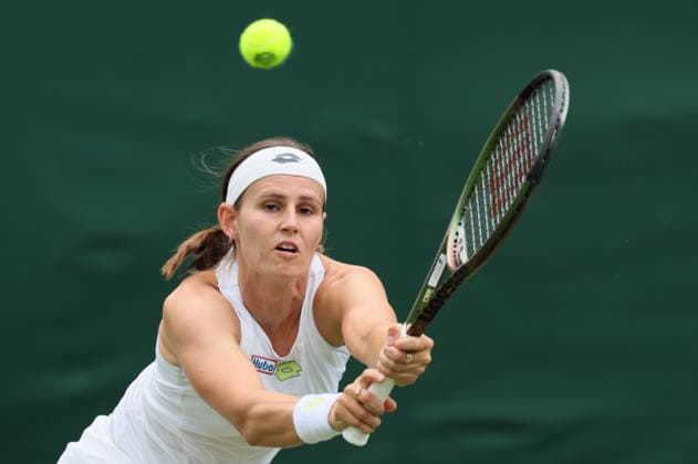 ac Belgian Greet Minnen pictured in action during a tennis match against Latvian Ostapenko, in the first round of the Women s Singles at the 2023 Wimbledon grand slam tennis tournament at the All England Tennis Club, in south-west London, Britain, Wednesday 05 July 2023. BENOITxDOPPAGNE  x70135454x