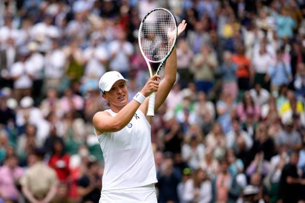 Mandatory Credit: Photo by Dave Shopland Shutterstock (13995910eu) Iga Swiatek celebrates victory in her second round match Wimbledon Tennis Championships, Day 3, The All England Lawn Tennis and Croquet Club, London, UK - 05 Jul 2023 Wimbledon Tennis Championships, Day 3, The All England Lawn Tennis and Croquet Club, London, UK - 05 Jul 2023  Copyright: xDavexShopland Shutterstockx 13995910eu