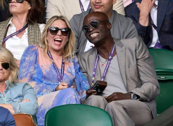 Sport Bilder des Tages at the 2023 Wimbledon Championships Seal and Laura Strayer watching Djokovic on Day three at the 2023 Wimbledon Championships at the All England Club, London, United Kingdom., Credit:Peter van den Berg Avalon United Kingdom, England, London, All England Lawn Tennis and Croquet Club  Copyright: xPeterxvanxdenxBergx xAvalonx PCN_WIMBLEDON_SEAL_787369428
