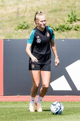 Training DFB Frauen; 05.07.2023 Janina Minge (Deutschland, 29) Training am Nachmittag DFB Frauen, Herzogenaurach, adidas Homeground Copyright: xBEAUTIFULxSPORTS Wunderlx