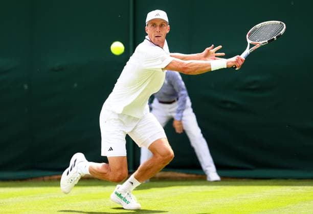 Mandatory Credit: Photo by Simon Dael Shutterstock (13995920j) Jan Choinski during his second round match Wimbledon Tennis Championships, Day 4, The All England Lawn Tennis and Croquet Club, London, UK - 06 Jul 2023 Wimbledon Tennis Championships, Day 4, The All England Lawn Tennis and Croquet Club, London, UK - 06 Jul 2023  Copyright: xSimonxDael Shutterstockx 13995920j