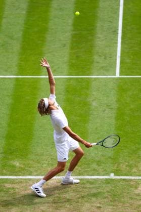 Mandatory Credit: Photo by Simon Dael Shutterstock (13995920aw) Alexander Zverev during his first round match Wimbledon Tennis Championships, Day 4, The All England Lawn Tennis and Croquet Club, London, UK - 06 Jul 2023 Wimbledon Tennis Championships, Day 4, The All England Lawn Tennis and Croquet Club, London, UK - 06 Jul 2023  Copyright: xSimonxDael Shutterstockx 13995920aw