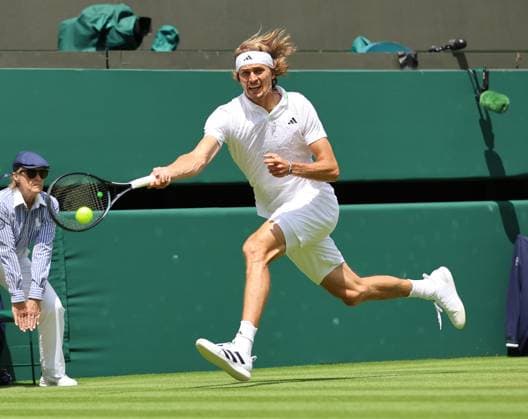 TENNIS - Wimbledon 2023 LONDON,ENGLAND,06.JUL.23 - TENNIS - ATP, Tennis Herren World Tour, Wimbledon, Grand Slam. Image shows Alexander Zverev (GER).  GEPAxpictures xAlanxGrieves