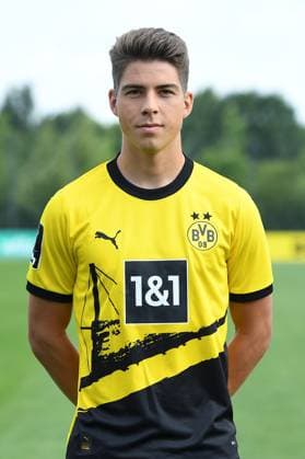 Borussia Dortmund II; 3.Liga, Porträttermin 2023 2024 Franz Roggow; Borussia Dortmund II; 3. Liga, Porträttermin 2023 2024