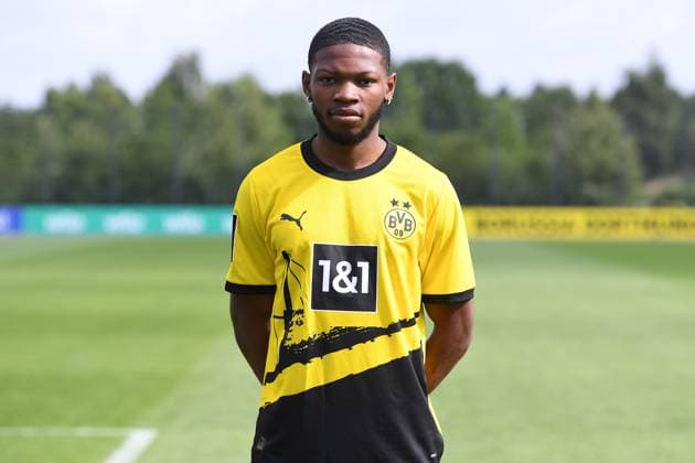 Borussia Dortmund II; 3.Liga, Porträttermin 2023 2024 Rodney Elongo-Yombo; Borussia Dortmund II; 3. Liga, Porträttermin 2023 2024