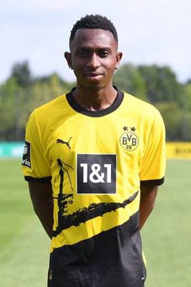 Borussia Dortmund II; 3.Liga, Porträttermin 2023 2024 Moses Otuali; Borussia Dortmund II; 3. Liga, Porträttermin 2023 2024
