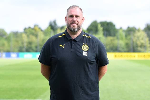 Borussia Dortmund II; 3.Liga, Porträttermin 2023 2024 Physiotherapeut Daniel Zolinski; Borussia Dortmund II; 3. Liga, Porträttermin 2023 2024