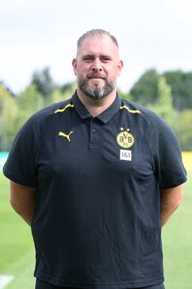Borussia Dortmund II; 3.Liga, Porträttermin 2023 2024 Physiotherapeut Daniel Zolinski; Borussia Dortmund II; 3. Liga, Porträttermin 2023 2024