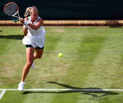Mandatory Credit: Photo by Simon Dael Shutterstock (13995920ce) Anett Kontaveit during her second round match. The 27-year-old Estonian player has announced that she will retire after the tournament due to a back injury Wimbledon Tennis Championships, Day 4, The All England Lawn Tennis and Croquet Club, London, UK - 06 Jul 2023 Wimbledon Tennis Championships, Day 4, The All England Lawn Tennis and Croquet Club, London, UK - 06 Jul 2023  Copyright: xSimonxDael Shutterstockx 13995920ce