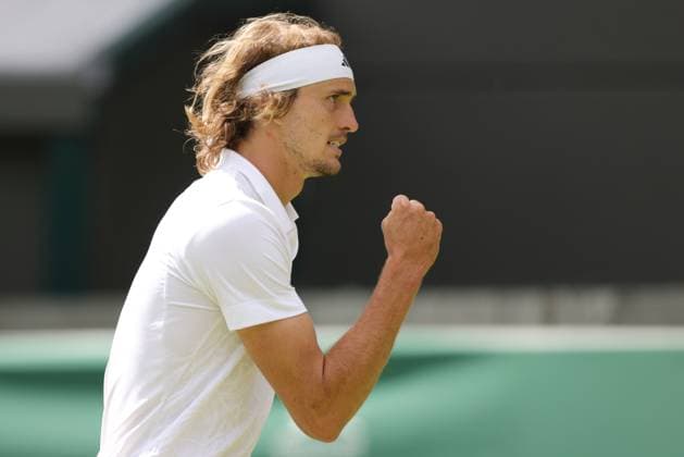 Alexander Zverev, GER, during rain delayed first round of 2023 All England Lawn Tennis Championships at Wimbledon, gentlemens singles, London, 06 07 2023; -