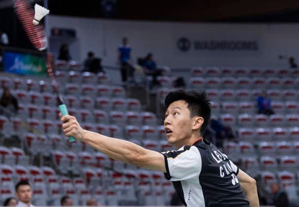 (230707) -- CALGARY, July 7, 2023 -- Lei Lanxi of China returns a shot during the second round of men s singles match against Ng Ka Long Angus of China s Hong Kong at the 2023 Canada Open badminton tournament in Calgary, Canada, on July 6, 2023. (Photo by Xinhua) (SP)CANADA-CALGARY-BADMINTON-CANADA OPEN-MEN S SINGLES ZouxZheng 