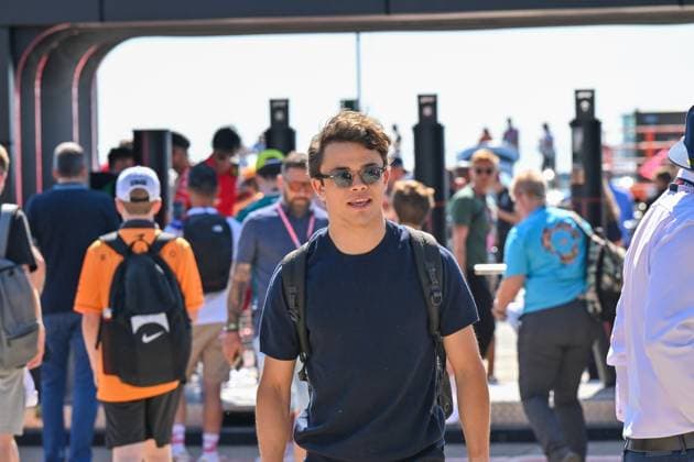 Formula 1 Lenovo British Grand Prix Nyck De Vries, AlphaTauriarrives in the Paddock on practice day during the Formula 1 Aramco British Grand Prix at Silverstone, Towcester, Northamptonshire, UK on July 07 2023. Lee Floyd, Credit:Lee Floyd Avalon UK, Northamptonshire, Towcester, Silverstone  Copyright: xLeexFloydx xAvalonx 0787696867
