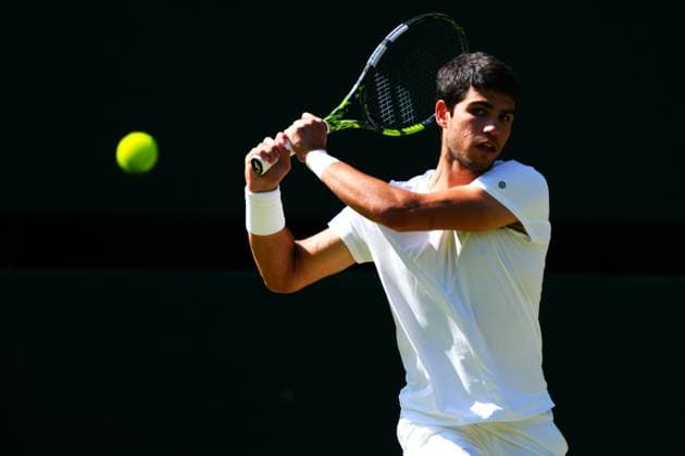 Mandatory Credit: Photo by Javier Garcia Shutterstock (13995928cz) Carlos Alcaraz during his second round match Wimbledon Tennis Championships, Day 5, The All England Lawn Tennis and Croquet Club, London, UK - 07 Jul 2023 Wimbledon Tennis Championships, Day 5, The All England Lawn Tennis and Croquet Club, London, UK - 07 Jul 2023  Copyright: xJavierxGarcia Shutterstockx 13995928cz