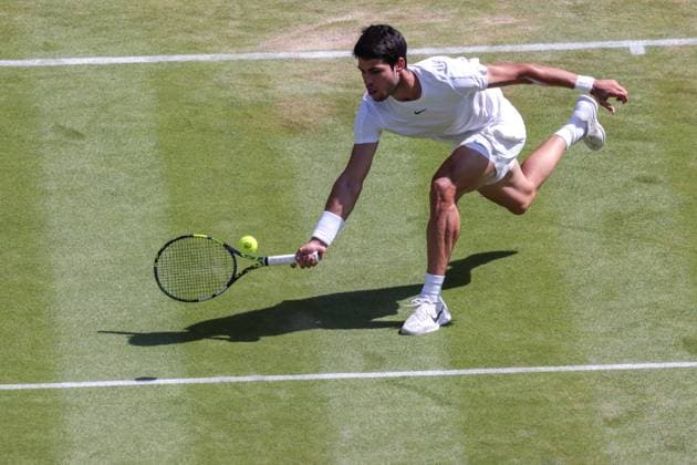 2023 Wimbledon Tournament LONDRES, LO - 07.07.2023: 2023 WIMBLEDON TOURNAMENT - Carlos Alcaraz (ESP) during Wimbledon Tournament 2023 held in London, England. (Photo: Andre Chaco Fotoarena) x2398439x  AndrexChaco
