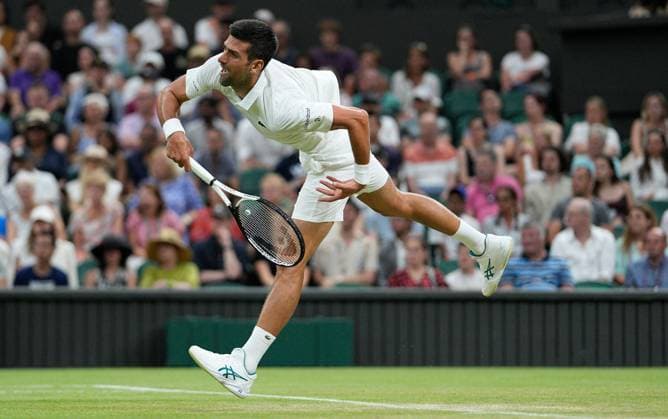 Mandatory Credit: Photo by Dave Shopland Shutterstock (13995926ag) Novak Djokovic in action against Stan Wawrinka Wimbledon Tennis Championships, Day 5, The All England Lawn Tennis and Croquet Club, London, UK - 07 Jul 2023 Wimbledon Tennis Championships, Day 5, The All England Lawn Tennis and Croquet Club, London, UK - 07 Jul 2023  Copyright: xDavexShopland Shutterstockx 13995926ag