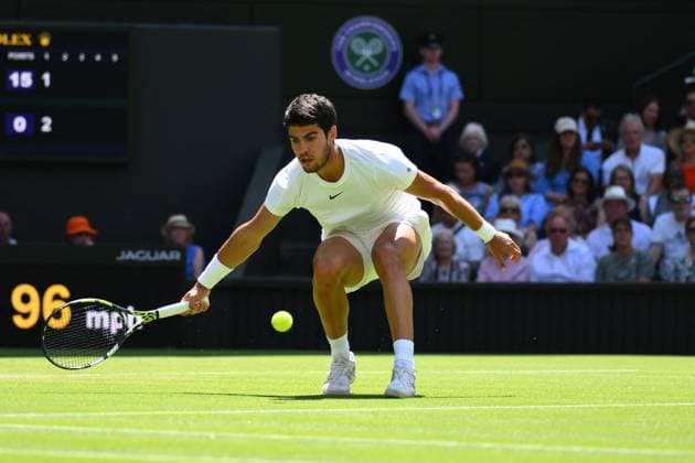 Wimbledon Championships Day 5 Carlos Alcaraz (ESP) during his second round match at the 2023 Wimbledon Championships at the AELTC in London, UK, on July 7, 2023. Photo by Corinne Dubreuil ABACAPRESS.COM London United Kingdom  Copyright: xDubreuilxCorinne ABACAx 859923_040 DubreuilxCorinne ABACAx 859923_040
