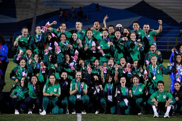 RECORD DATE NOT STATED JCC San Salvador 2023 Venezuela vs Mexico Final Gold Medal Players of Mexico Winners of Gold Medal during the game Venezuela vs Mexico (Mexican national team, Nationalteam , corresponding to Final Gold Medal of Womens Soccer at the Central American and Caribbean Games San Salvador 2023, at Las Delicias National Stadium, on July 07, 2023. <br><br> Jugadoras de Mexico Ganadoras de la Medalla de Oro durante el partido Venezuela vs Mexico (Seleccion Mexicana), correspondiente a Final por Medalla de Oro del Futbol Femenino en los Juegos Centroamericanos y del Caribe San Salvador 2023, en el Estadio Nacional Las Delicias, el 07 de Julio de 2023. SAN SALVADOR SAN SALVADOR EL SALVADOR  Copyright: xUlisesxNaranjox 20230707234236_JCC_23_W_VEN_MEX_MEXICO107