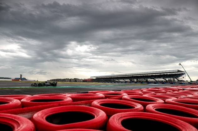 44 Lewis Hamilton (GBR, Mercedes-AMG Petronas F1 Team), F1 Grand Prix of Great Britain at Silverstone Circuit on July 8, 2023 in Silverstone, Great Britain. (Photo by HOCH ZWEI) Silverstone Great Britain