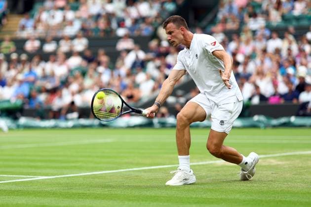 Mandatory Credit: Photo by Simon Dael Shutterstock (14001530au) Marton Fucsovics during his third round match Wimbledon Tennis Championships, Day 6, The All England Lawn Tennis and Croquet Club, London, UK - 08 Jul 2023 Wimbledon Tennis Championships, Day 6, The All England Lawn Tennis and Croquet Club, London, UK - 08 Jul 2023  Copyright: xSimonxDael Shutterstockx 14001530au