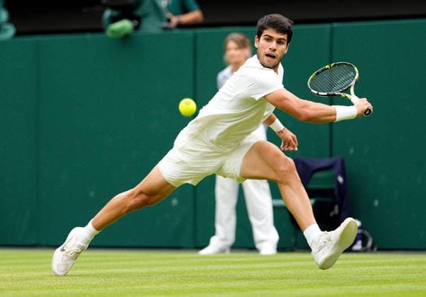 Mandatory Credit: Photo by Dave Shopland Shutterstock (14001531ba) Carlos Alcaraz during his third round match Wimbledon Tennis Championships, Day 6, The All England Lawn Tennis and Croquet Club, London, UK - 08 Jul 2023 Wimbledon Tennis Championships, Day 6, The All England Lawn Tennis and Croquet Club, London, UK - 08 Jul 2023  Copyright: xDavexShopland Shutterstockx 14001531ba