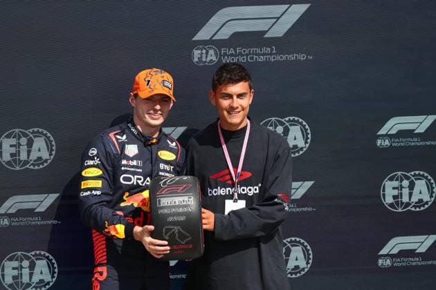 Formula 1 Championship - Formula 1 Aramco British Grand Prix 2023 - FP3 e Qualifying Pole position qualify celebration Verstappen and Paulo Dybala with Pirelli tire signed for pole position during Formula 1 Aramco British Grand Prix 2023 - FP3 e Qualifying, Formula 1 Championship in Silverstone, England, July 08 2023 Silverstone Silverstone circuit England Copyright: xAlessioxDexMarcox xLiveMediax LPS_994450
