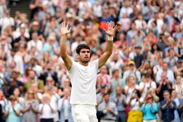 Mandatory Credit: Photo by Dave Shopland Shutterstock (14001531cy) Carlos Alcaraz celebrates victory in his third round match Wimbledon Tennis Championships, Day 6, The All England Lawn Tennis and Croquet Club, London, UK - 08 Jul 2023 Wimbledon Tennis Championships, Day 6, The All England Lawn Tennis and Croquet Club, London, UK - 08 Jul 2023  Copyright: xDavexShopland Shutterstockx 14001531cy