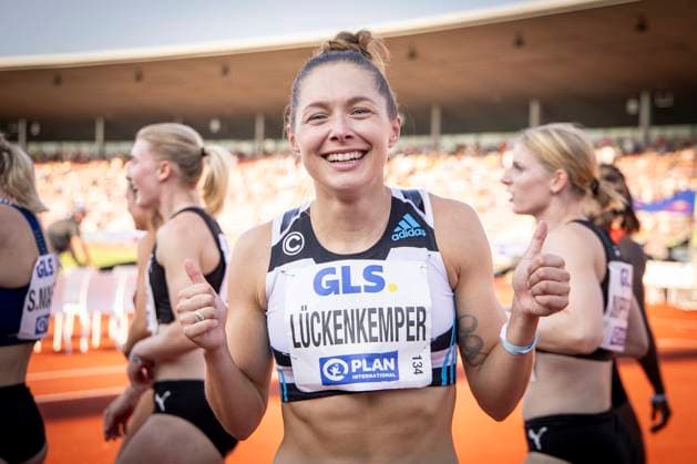 Bilder des Jahres 2023, Sport 07 Juli Sport Themen der Woche KW27 Sport Bilder des Tages Deutsche Leichtathletik-Meisterschaften; Kassel, 08.07.2023 Gina Lueckenkemper (SCC Berlin) gewinnt erwartungshemaess die 100m und ist Deutsche Meisterin; Deutsche Leichtathletik-Meisterschaften am 08.07.2023 im Auestadion, Kassel (Hessen). *** German Athletics Championships Kassel, 08 07 2023 Gina Lueckenkemper SCC Berlin wins the 100m as expected and is German Champion German Athletics Championships on 08 07 2023 at Auestadion, Kassel Hesse Copyright: xBEAUTIFULxSPORTS AxelxKohringx